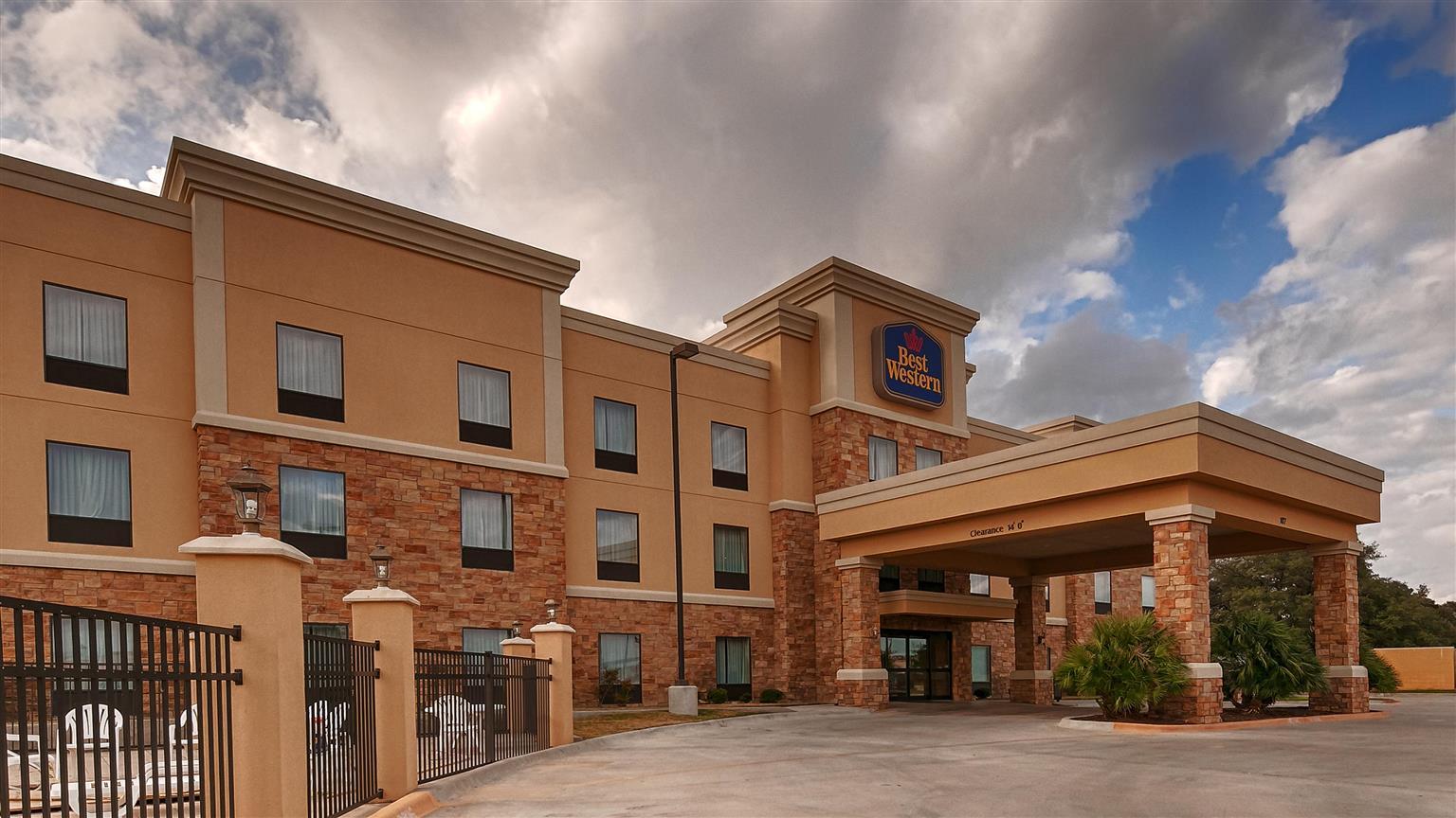 Best Western Bastrop Pines Inn Esterno foto
